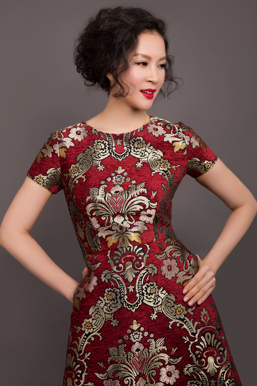 MC Thanh Mai trẻ trung hút hồn với váy ôm sát - Ảnh 6