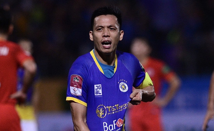 Văn Quyết thi đấu xuất sắc trong màu áo Hà Nội FC sau 4 vòng đầu tiên của V.League 2023. Văn Quyết thi đấu xuất sắc trong màu áo Hà Nội FC sau 4 vòng đầu tiên của V.League 2023.