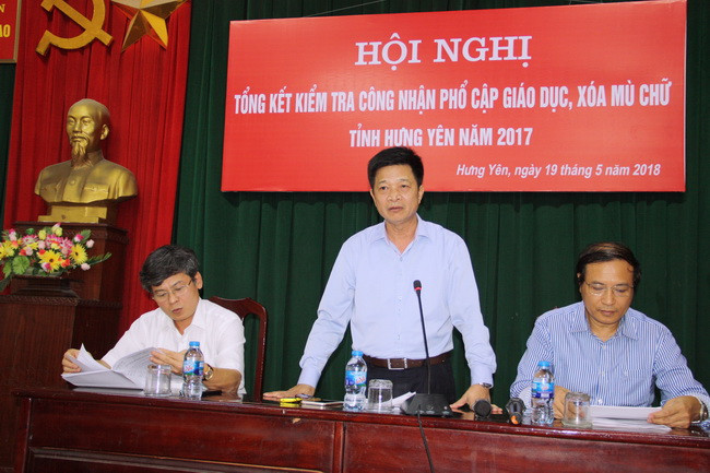 Ông Nguyễn Trọng Hoàn đánh giá sự triển khai nghiêm túc và thực chất công tác PCGD-XMC của tỉnh Hưng Yên Ông Nguyễn Trọng Hoàn đánh giá sự triển khai nghiêm túc và thực chất công tác PCGD-XMC của tỉnh Hưng Yên