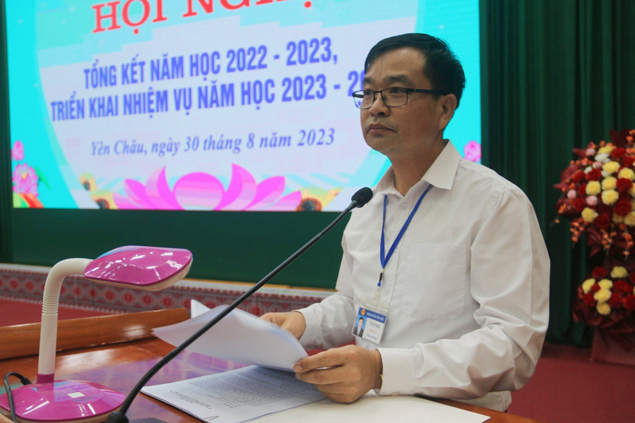 Ông Vì Văn Ngọc phát biểu tại Hội nghị.