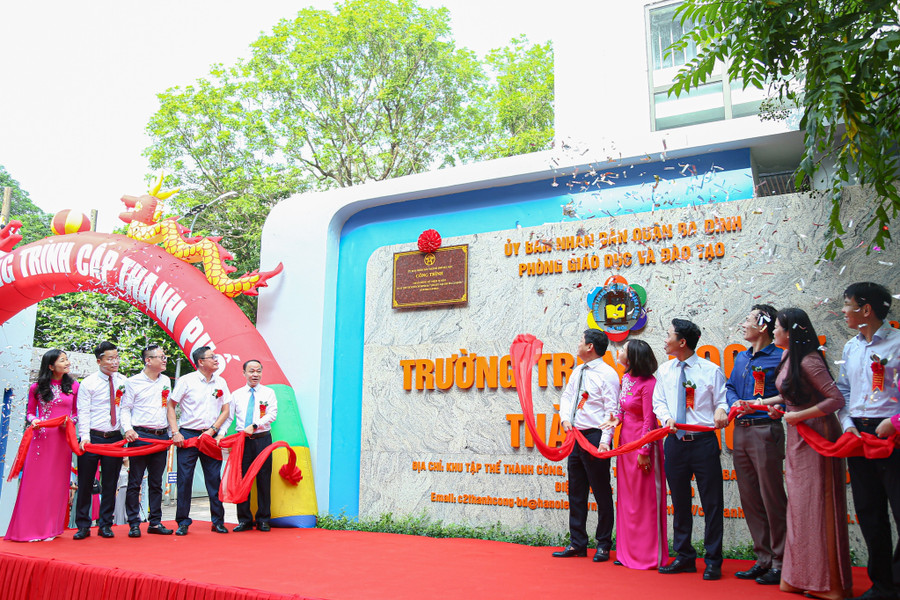 Nhiều trường học được Hà Nội quan tâm đầu tư, xây dựng.