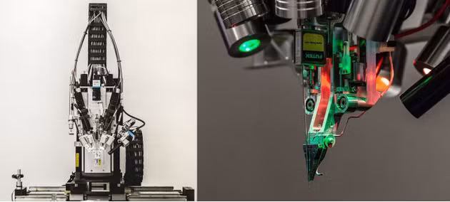 Cỗ máy giúp 'khâu' các điện cực của con chip vào não người, thông qua những dây dẫn siêu nhỏ.