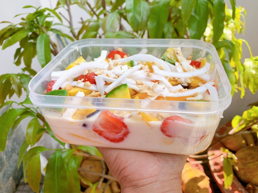 Kem sữa chua trái cây vừa dễ làm, an toàn cho trẻ. Ảnh minh họa