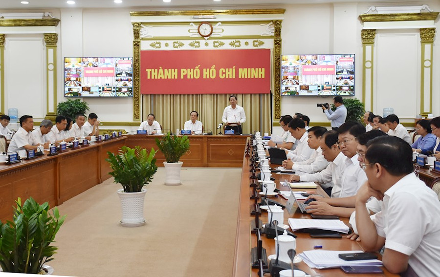 Các đại biểu tham dự Hội nghị tại điểm cầu TPHCM. Các đại biểu tham dự Hội nghị tại điểm cầu TPHCM.