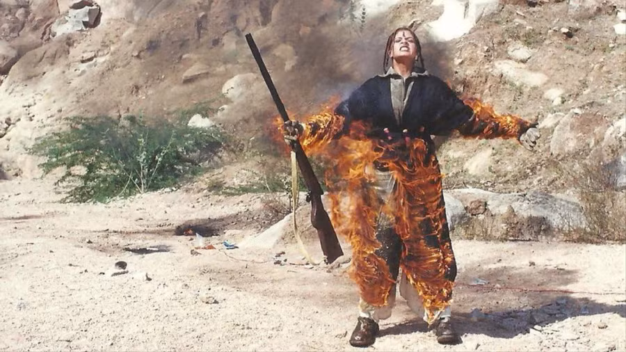 Trên phim trường, Sappu 'cân' mọi vai diễn. Ảnh: Vice.com. Trên phim trường, Sappu 'cân' mọi vai diễn. Ảnh: Vice.com.