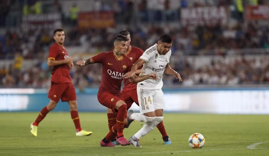 Diego Perotti, 33 tuổi. Vị trí sở trường: Cầu thủ chạy cánh trái. Câu lạc bộ gần nhất: Fenerbahce.