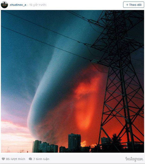 Mây lạ vần vũ trên bầu trời Moskva ảnh 2