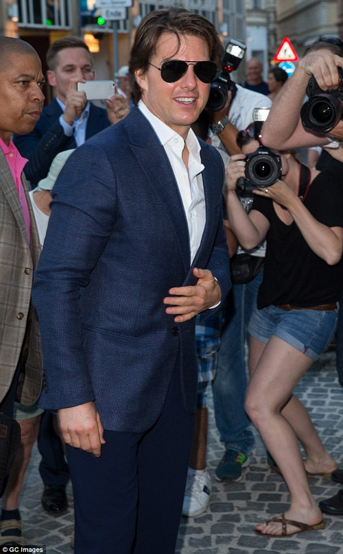 Tom Cruise Tom Cruise