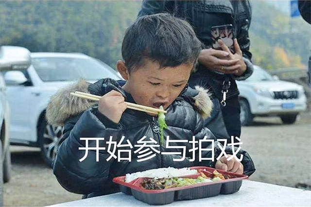 noi tieng vi giong ty phu jack ma, cau be tuong so suong cuoi cung lai kho so dang thuong - 4