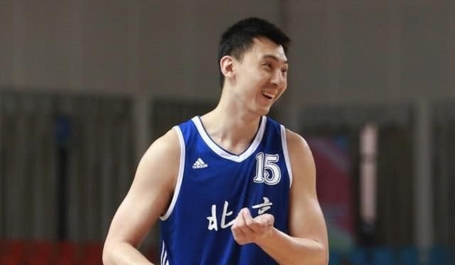 Bức ảnh Kobe Bryant và Cao Dĩ Tường chụp với nhau gây xúc động: Hy vọng cùng Cát Triết lập đội bóng rổ thiên đường mạnh nhất ảnh 9