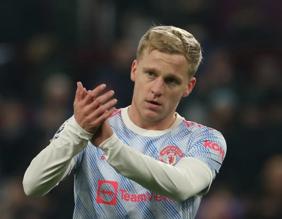 Van De Beek từ chối cơ hội sang Newcastle theo dạng cho mượn.