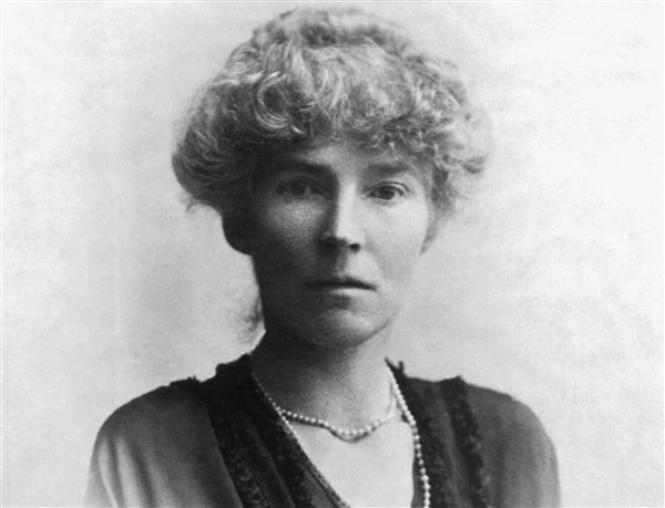 Gertrude Bell (1868 – 1926).