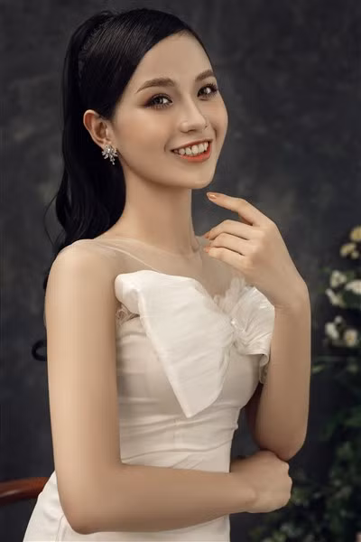 Những nữ sinh gây ấn tượng ở đấu trường nhan sắc Việt ảnh 1