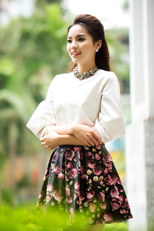 Hoa hậu Kỳ Duyên giản dị vẫn đẹp rạng ngời ảnh 6 HH Kỳ Duyên giản dị vẫn đẹp rạng ngời - 6
