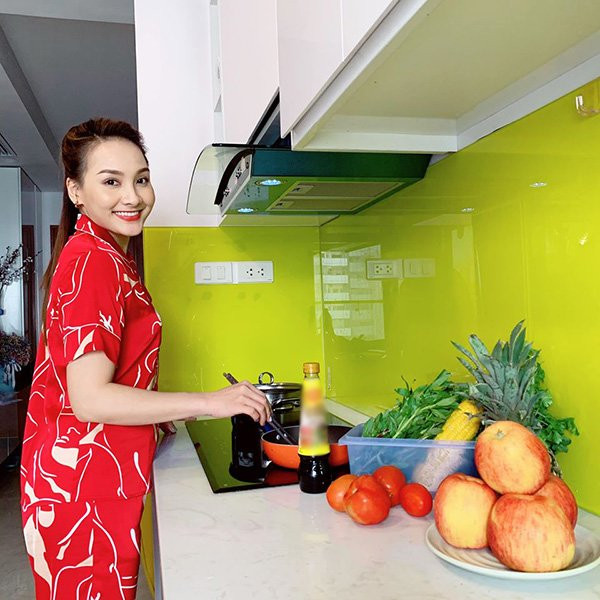 khoe lai anh hoi 8 tuoi, bao thanh "xinh lao" duoc dan tinh nuc no khen xinh tu be - 11