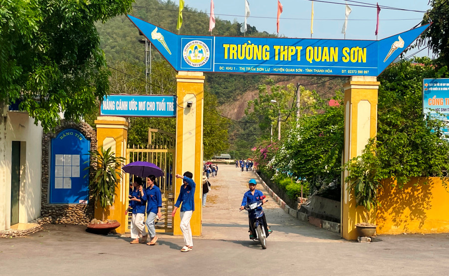 Trường THPT Quan Sơn - nơi duy nhất trong số trường THPT trong tỉnh Thanh Hóa đang dạy tiếng Thái. Ảnh: TG