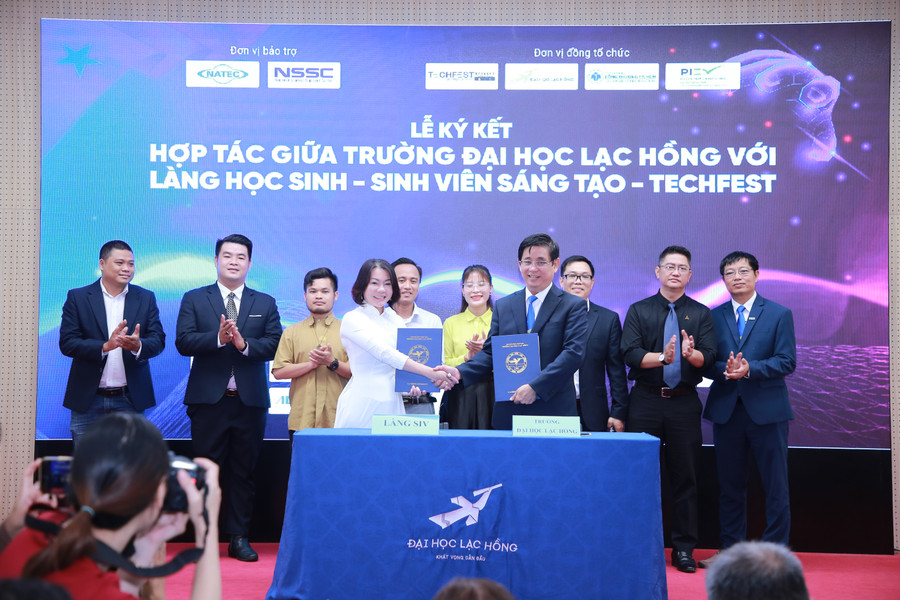 Trường ĐH Lạc Hồng ký kết thỏa thuận hợp tác với Làng Học sinh - sinh viên sáng tạo (SIV) thuộc Techfest quốc gia Trường ĐH Lạc Hồng ký kết thỏa thuận hợp tác với Làng Học sinh - sinh viên sáng tạo (SIV) thuộc Techfest quốc gia