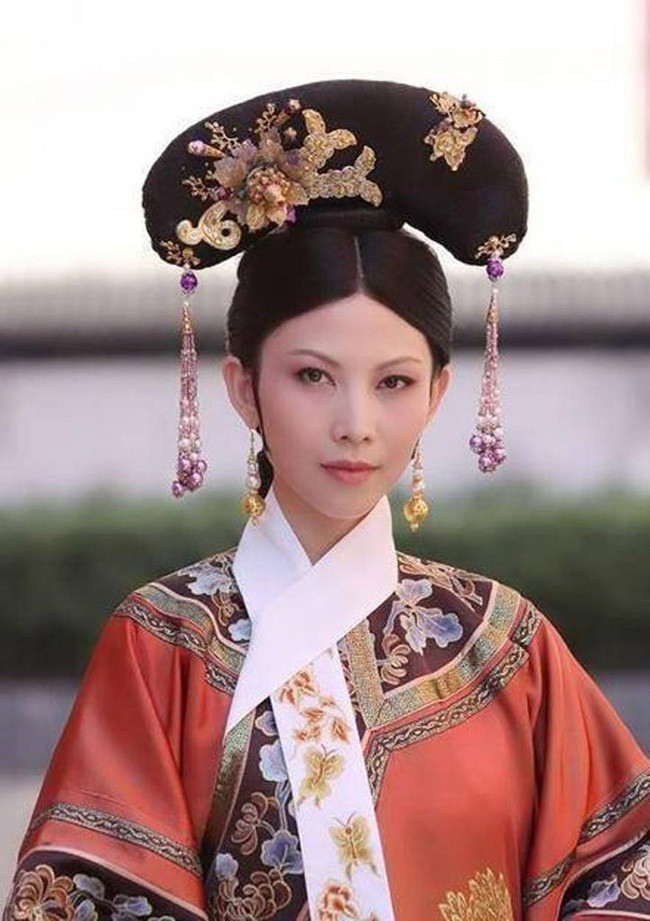 Á hậu Hồng Kông Thái Thiếu Phân bị đào mộ ảnh 20 năm trước: Cực phẩm nhan sắc, gợi nhớ thời thanh xuân ở TVB - Ảnh 11. Á hậu Hồng Kông Thái Thiếu Phân bị đào mộ ảnh 20 năm trước: Cực phẩm nhan sắc, gợi nhớ thời thanh xuân ở TVB - Ảnh 11.