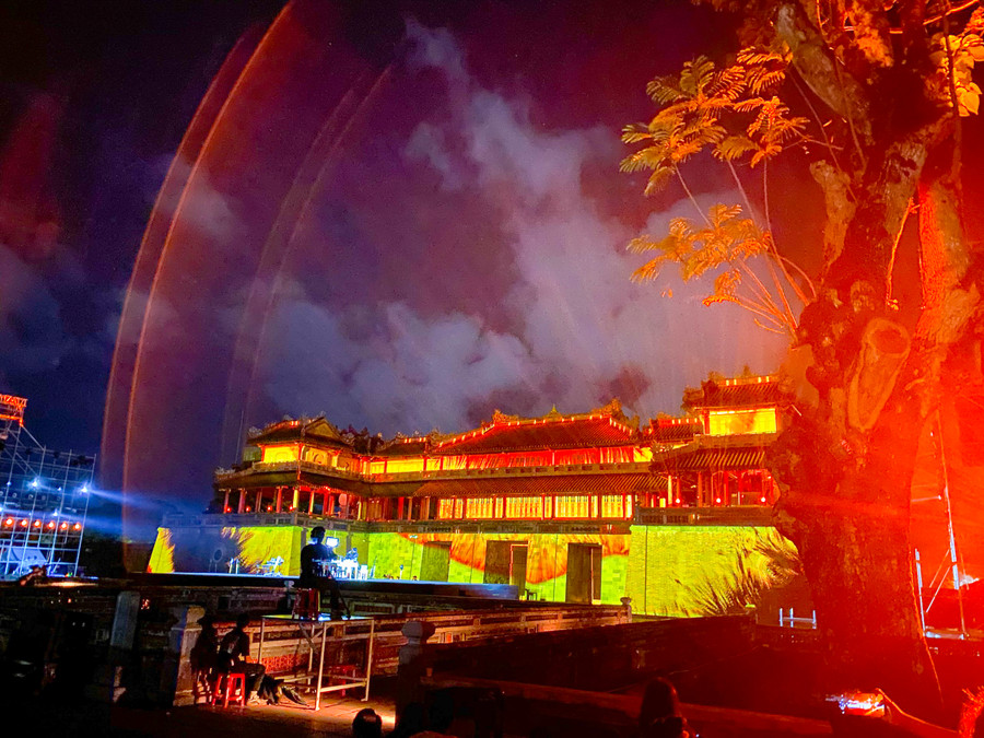 Chương trình là điểm nhấn của lễ hội mùa đông Festival Huế 2023 theo định hướng Festival bốn mùa. (Ảnh: Hoàng Hải). Chương trình là điểm nhấn của lễ hội mùa đông Festival Huế 2023 theo định hướng Festival bốn mùa. (Ảnh: Hoàng Hải).