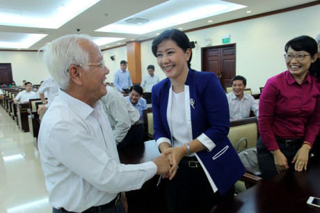Hai nguyên lãnh đạo TP.HCM chính thức nghỉ hưu - Ảnh 4 Hai nguyen lanh dao TP.HCM chinh thuc nghi huu - Anh 4