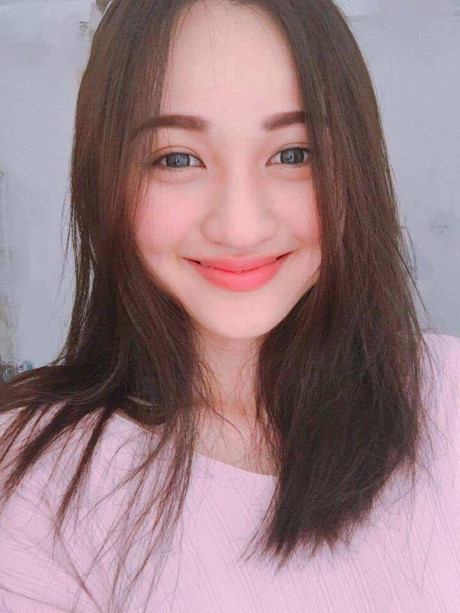 Hot girl Cần Thơ xinh đẹp thường bị nhầm là gái Tây - Ảnh 3 Hot girl Can Tho xinh dep thuong bi nham la gai Tay - Anh 3
