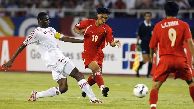 Tối nay Đội tuyển Việt Nam và UAE thi đấu trong thời tiết se lạnh, không có mưa (Ảnh minh họa)