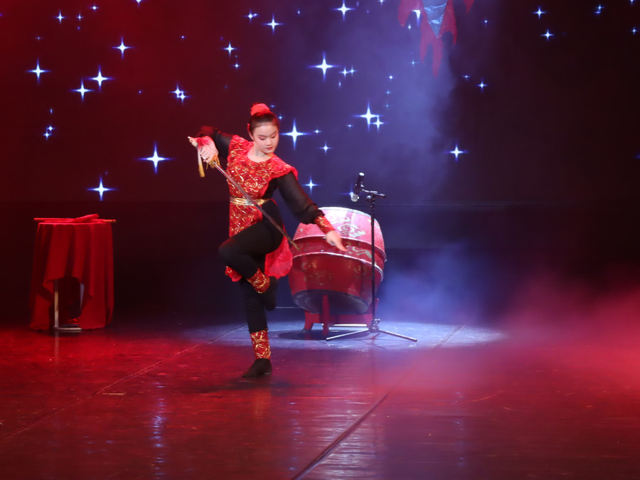 Thu Giang giành giải xuất sắc tại Cuộc thi Tài năng nhảy múa thiếu niên, nhi đồng TP Hà Nội năm 2023 với tiết mục 'Thiếu niên anh hùng'. Ảnh Thanh Hoa Thu Giang giành giải xuất sắc tại Cuộc thi Tài năng nhảy múa thiếu niên, nhi đồng TP Hà Nội năm 2023 với tiết mục 'Thiếu niên anh hùng'. Ảnh Thanh Hoa