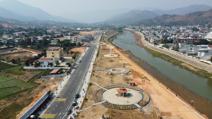 Trung tâm huyện lỵ Sông Mã nhìn từ trên cao.