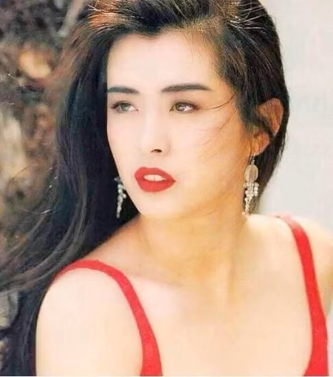 Vương Tổ Hiền: Mỹ nhân đẹp nhất lịch sử Hong Kong bị xã hội đen khống chế, 2 lần bị lừa tình và cái kết bất ngờ ở tuổi 53-11