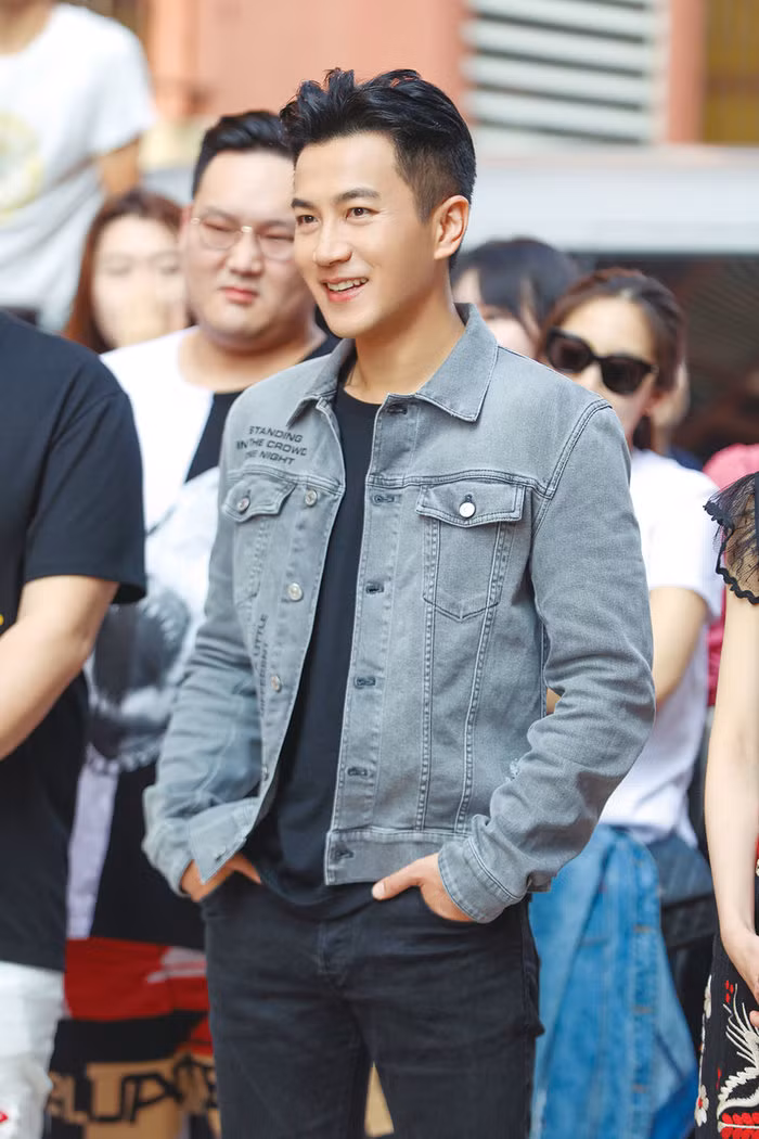 Sau ly hôn với Dương Mịch, trạng thái này của Lưu Khải Uy khiến mọi người thán phục ảnh 2