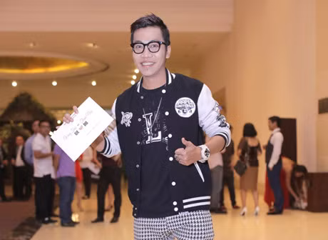 Viet Huong quay tung bung trong dam cuoi 3 ti cua DJ Quang Tran - Anh 15