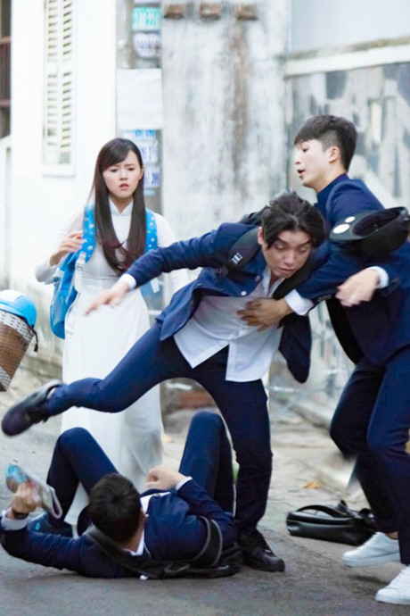 Midu bị “soái ca ngôn tình” Harry Lu bắt cóc bằng siêu xe - Ảnh 1 Midu bi “soai ca ngon tinh” Harry Lu bat coc bang sieu xe - Anh 1