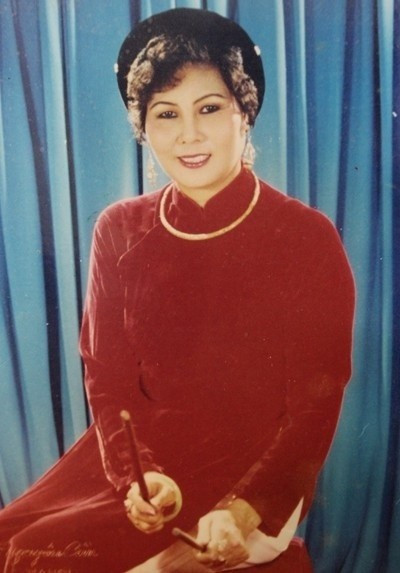 NSND Vũ Kim Dung hát ca trù. Ảnh: NVCC. NSND Vũ Kim Dung hát ca trù. Ảnh: NVCC.