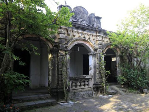 Ngỡ ngàng lạc vào ngôi làng toàn biệt thự "Tây", gần trăm năm tuổi ảnh 7 Ngỡ ngàng lạc vào ngôi làng toàn biệt thự "Tây", gần trăm năm tuổi ảnh 7