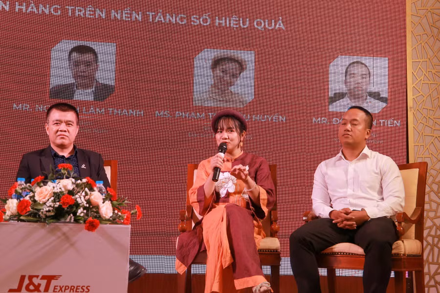 Bà Phạm Thị Diệu Huyền – cửa hàng sản phẩm Mộc Truly Huế chia sẻ về phương pháp bán hàng online hiệu quả.