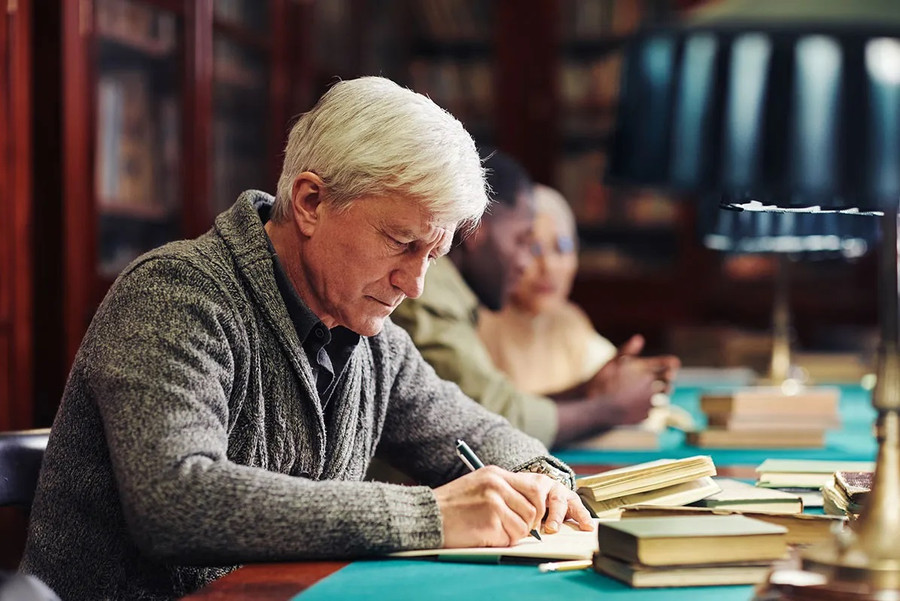 Việc học tập có thể giúp nâng cao tuổi thọ. Ảnh: Longevity.technology Việc học tập có thể giúp nâng cao tuổi thọ. Ảnh: Longevity.technology