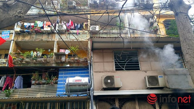 Là tập thể cũ nên công tác cứu hộ gặp nhiều khó khăn do xe cứu hỏa ko tiếp cận đc hiện trường