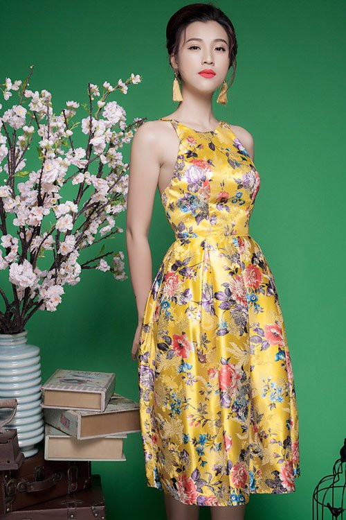 Á hậu Hoàng Oanh gợi ý mix đồ cho phái đẹp đầu xuân hình ảnh 2 a hau hoang oanh goi y mix do cho phai dep dau xuan hinh anh 2