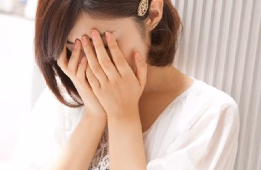 Oral sex chính là kiểu quan hệ tình dục khiến cô gái trẻ bị sùi mào gà.