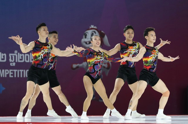 Aerobic Việt Nam giành toàn bộ 5 HCV ở 5 nội dung tổ chức tại SEA Games 32. Aerobic Việt Nam giành toàn bộ 5 HCV ở 5 nội dung tổ chức tại SEA Games 32.