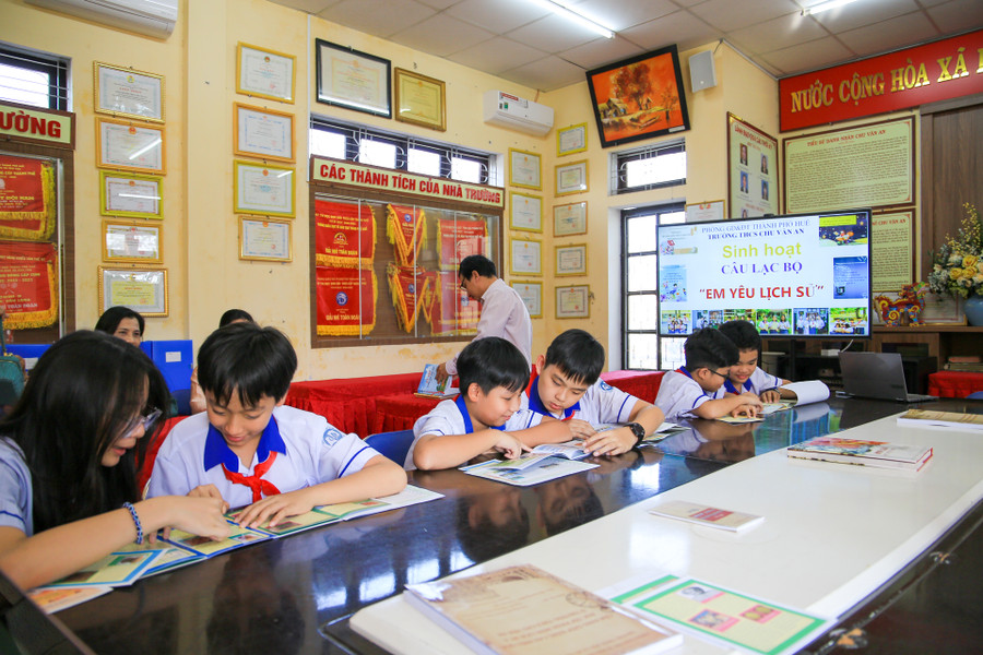 Việc xây dựng cẩm nang góp phần đáp ứng về yêu cầu của Chương trình GDPT 2018. (Ảnh: Hoàng Hải)