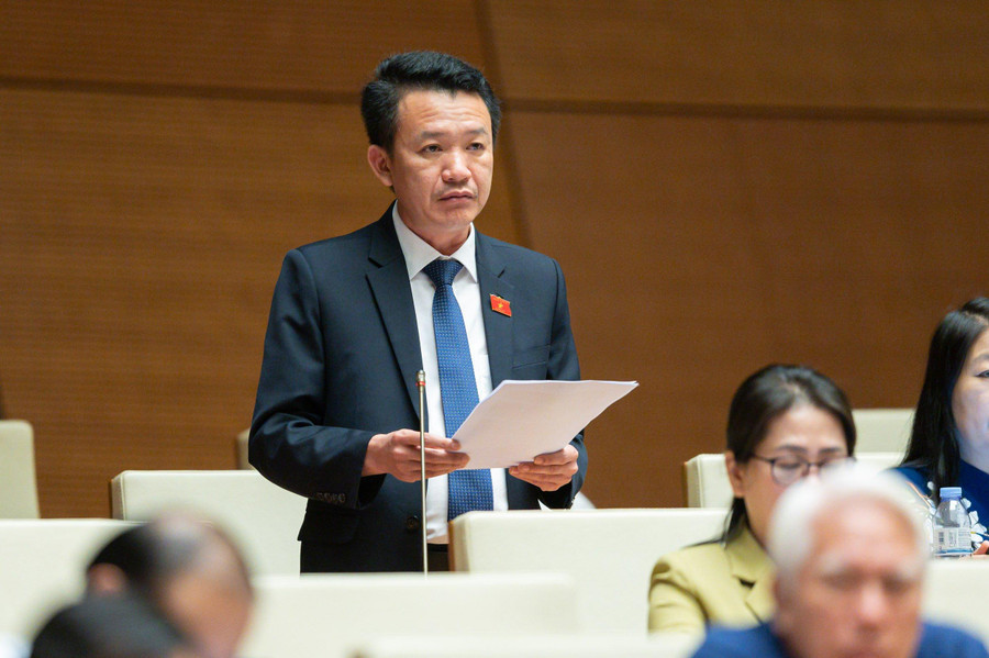 Theo đại biểu Trần Quang Minh, nhiều công trình, dự án sử dụng vốn Nhà nước bị thất thoát, lãng phí.