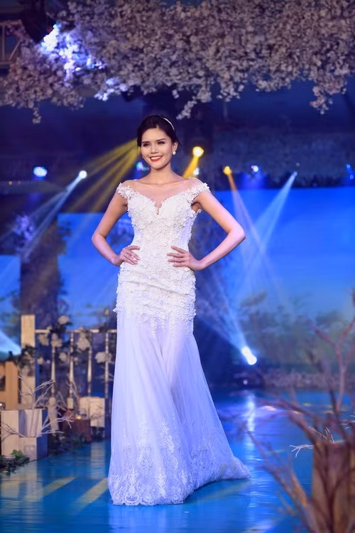 quynh thu mac vay cuoi thon gon ben ngoc tinh - 10