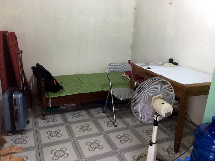 Một phòng nhà ở công vụ tại Trường THPT Quảng Khê nơi giảng viên của Trường ĐH Khoa học sẽ nghỉ lại suốt thời gian kỳ thi THPT quốc gia năm 2019 diễn ra (từ 24-27/6) Một phòng nhà ở công vụ tại Trường THPT Quảng Khê nơi giảng viên của Trường ĐH Khoa học sẽ nghỉ lại suốt thời gian kỳ thi THPT quốc gia năm 2019 diễn ra (từ 24-27/6)