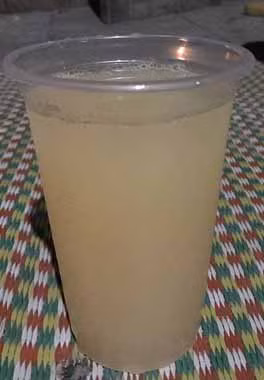 Rượu Tr’đin sau khi được pha chế.