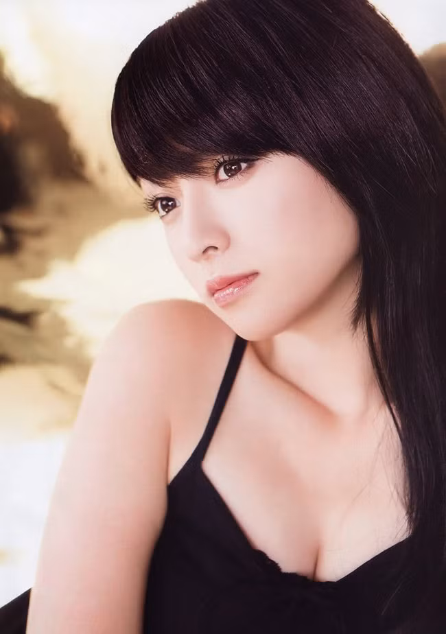 Top 10 mỹ nhân có bộ ngực hoàn hảo nhất Nhật Bản ảnh 9