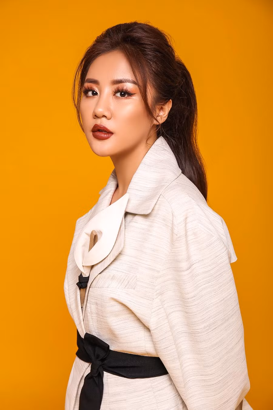 van mai huong da bao cong an, tim ke xau phat tan clip “nong” hinh anh 1