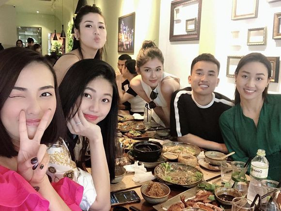 Cuộc sống Á hậu Thanh Tú thay đổi thế nào kể từ sau khi kết hôn với đại gia? - Ảnh 9.