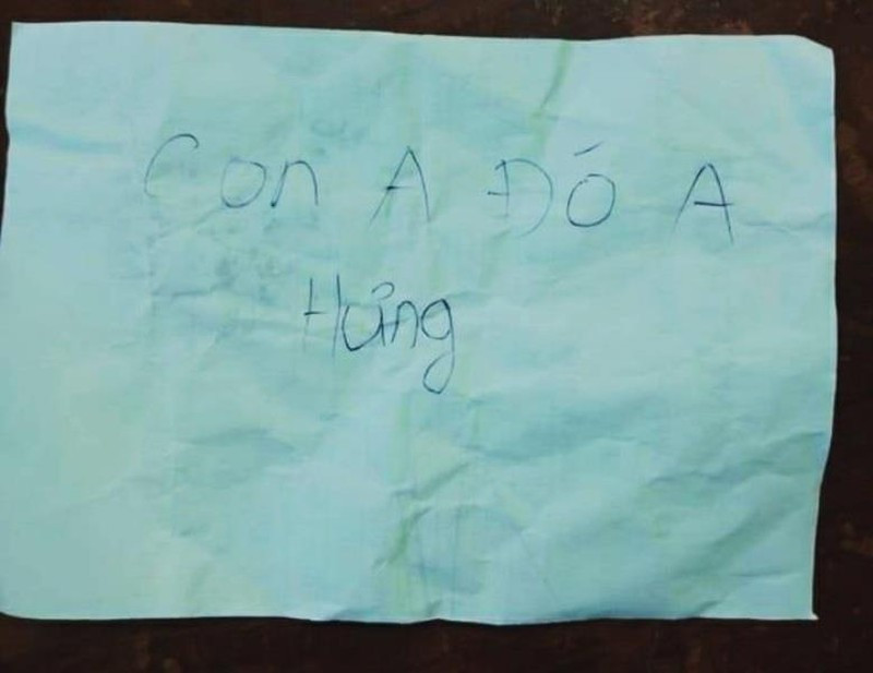 Bé trai bị bỏ rơi kèm lời nhắn: ‘Con anh đó anh Hưng’ - ảnh 2