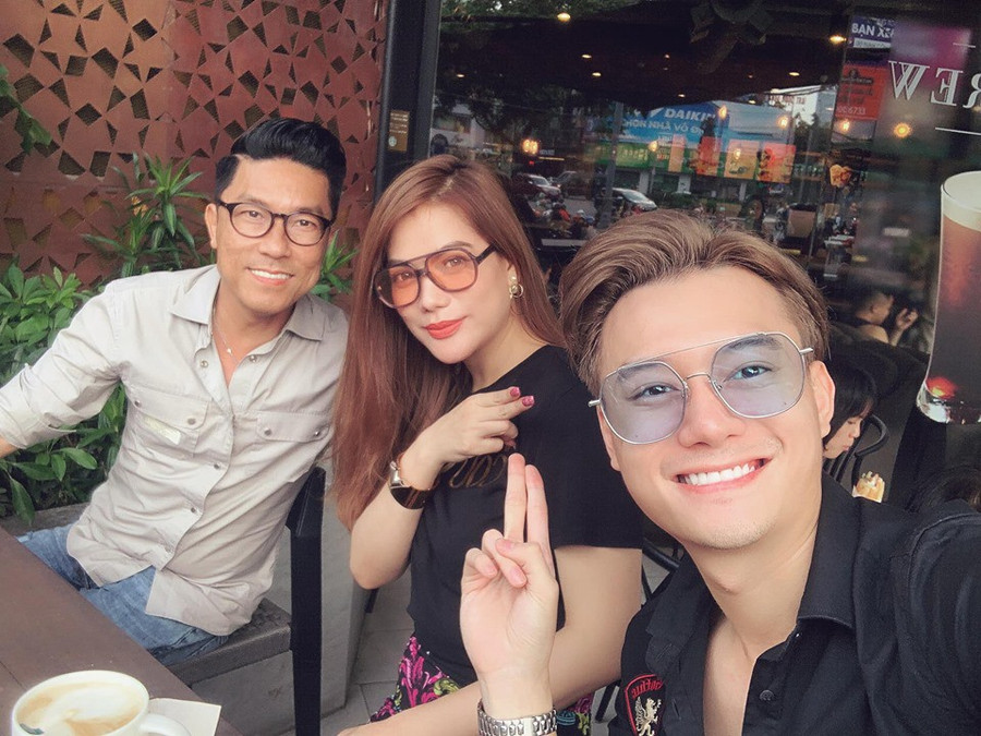 Nghi vấn Trương Ngọc Ánh đang hẹn hò “phi công trẻ” Anh Dũng ảnh 3 Nghi vấn Trương Ngọc Ánh đang hẹn hò phi công trẻ Anh Dũng qua loạt bằng chứng khó chối-4